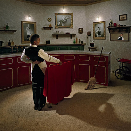 La Capitale du monde exemplaire 2/3