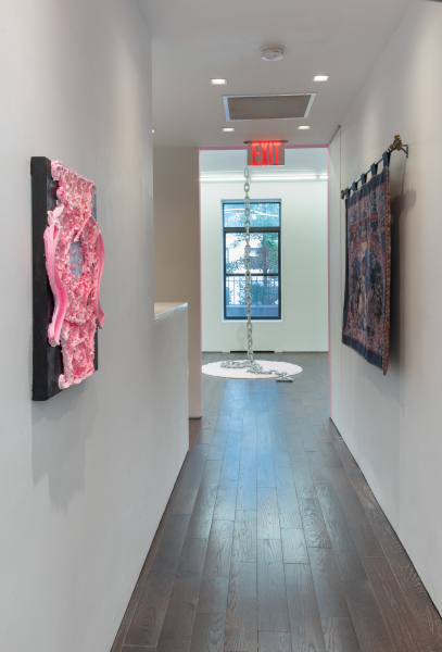 Exhibition-view-The-Ecstasy-of-Saint-Britney-2022-Ceysson&Bénétière-New-York-@AdamReich-courtesyC&B (5)