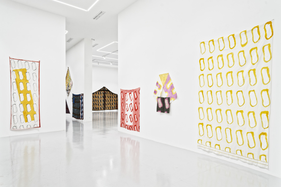 STE92-Hors Je - Claude Viallat