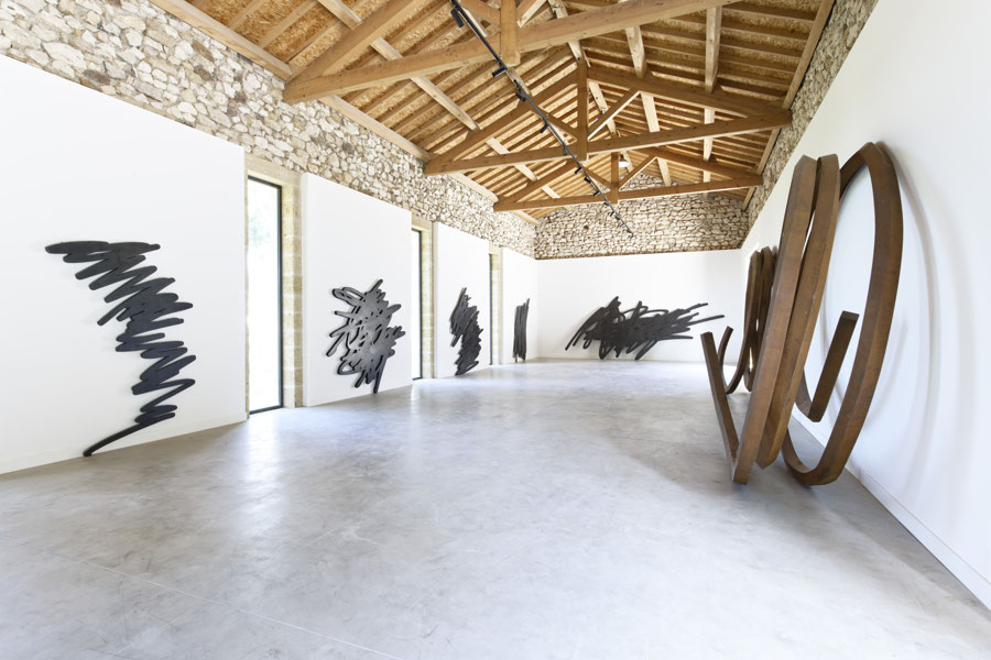 noir noir et noir  Bernar Venet ベルナール・ベネ Bernar Venet