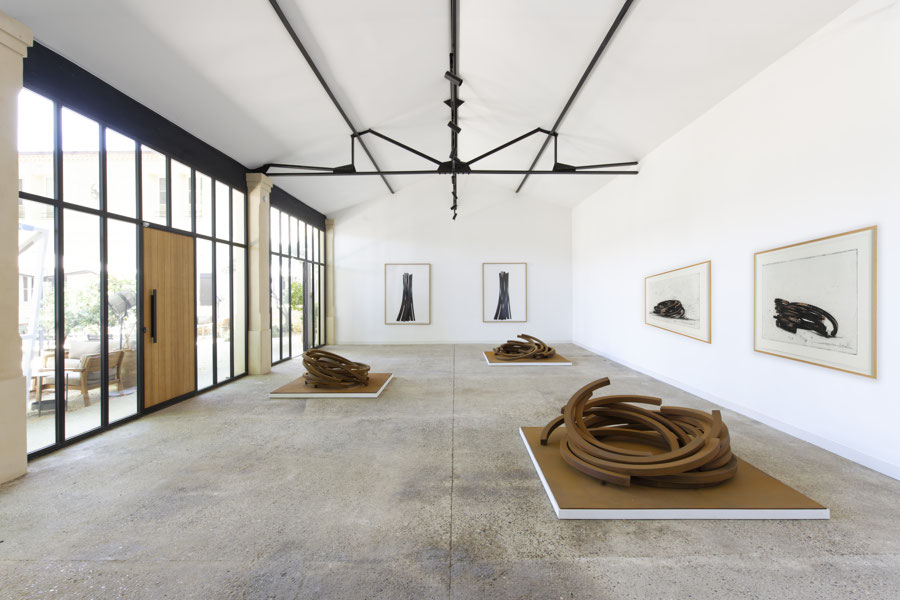 noir noir et noir  Bernar Venet ベルナール・ベネ Bernar Venet