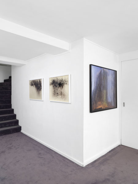 Vue d'exposition : Tania Mouraud, En rêvant d'être un papillon