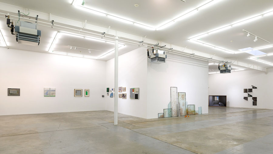 General view: works by Pierre Buraglio (left), Wilfrid Almendra (center), and Aurélie Pétrel (right).