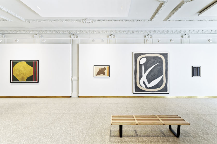 LY 32 Exhibition view 2