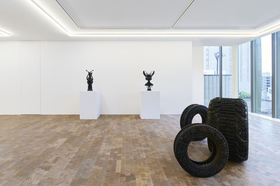 Ceysson&Bénétière_Tokyo_Wim-Delvoye_Installation-view_7