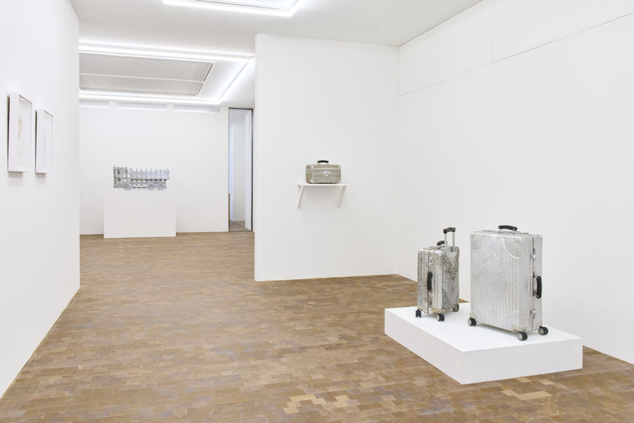 Ceysson&Bénétière_Tokyo_Wim-Delvoye_Installation-view_14